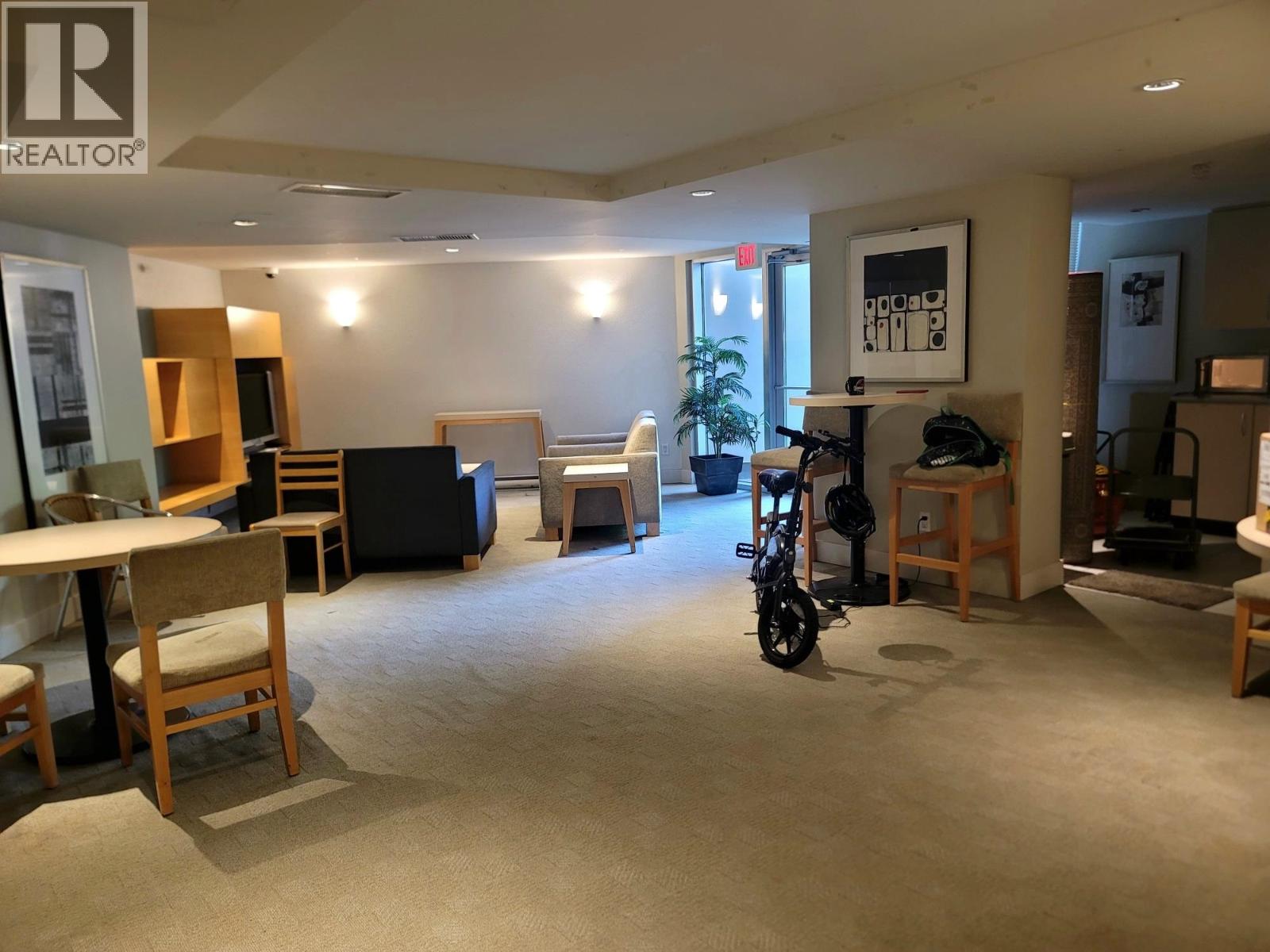302 3663 Crowley Drive, Vancouver, British Columbia  V5R 6H4 - Photo 16 - R3043895
