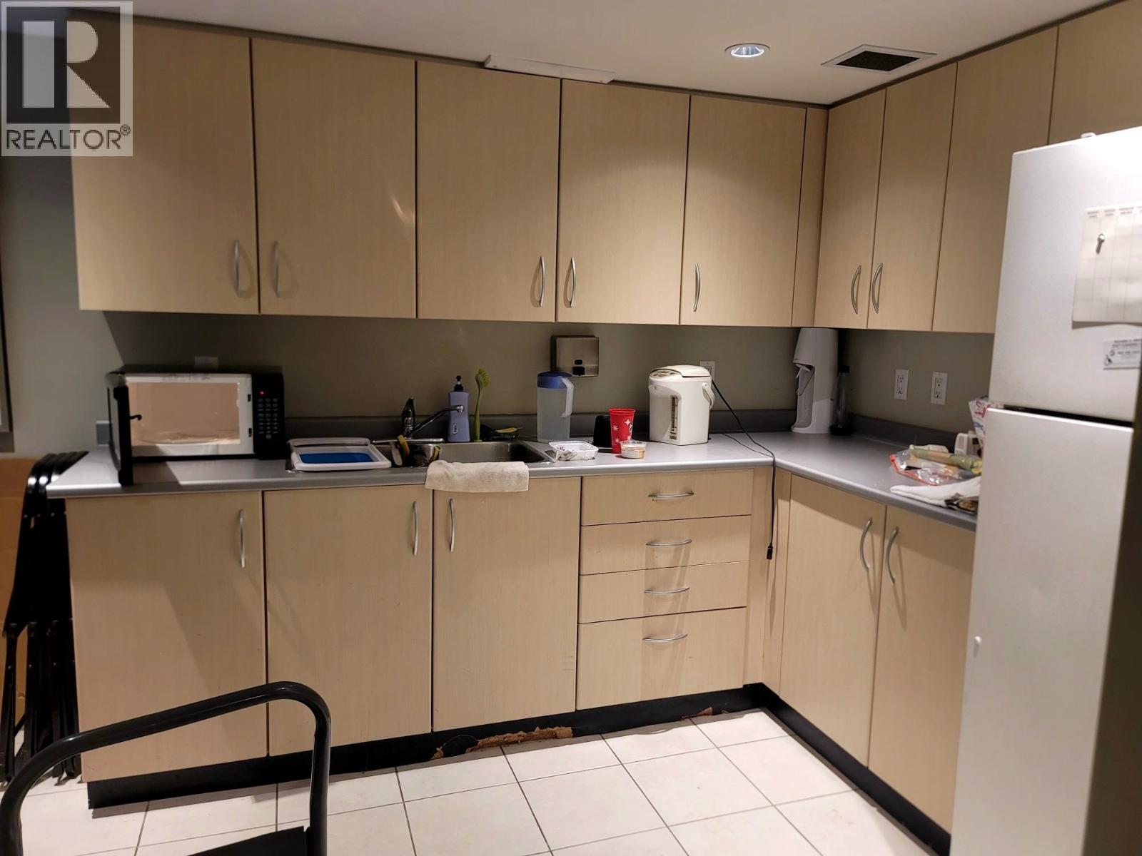 302 3663 Crowley Drive, Vancouver, British Columbia  V5R 6H4 - Photo 17 - R3043895