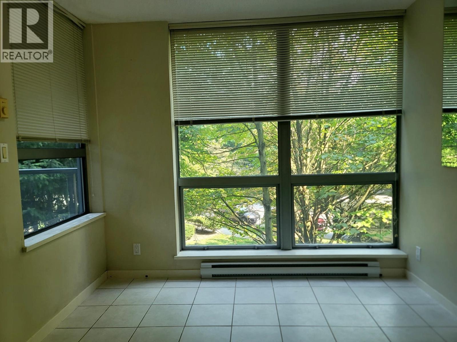 302 3663 Crowley Drive, Vancouver, British Columbia  V5R 6H4 - Photo 11 - R3043895