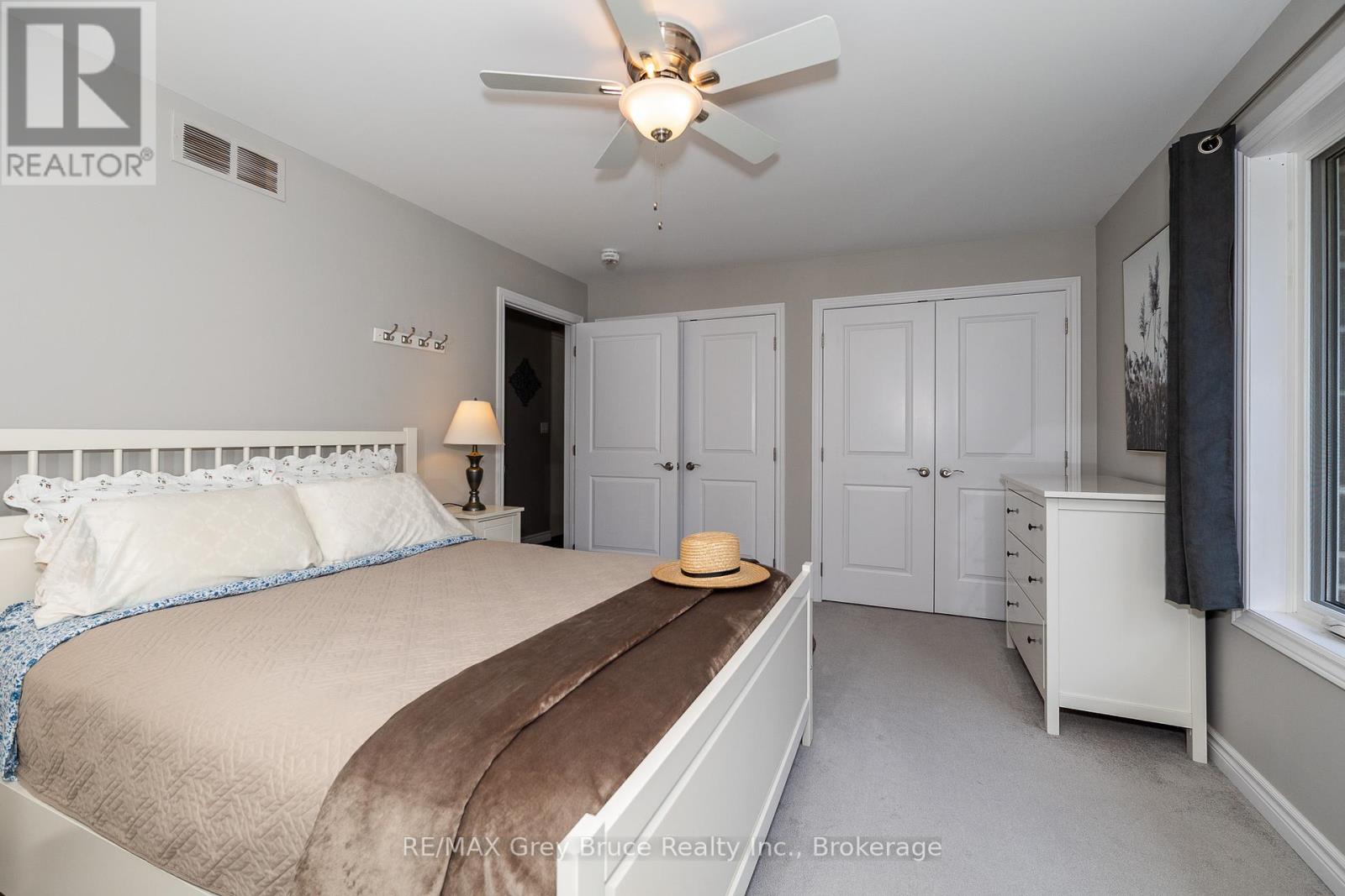135 Mccullough Lake Drive, Chatsworth, Ontario  N0H 2V0 - Photo 13 - X12382123
