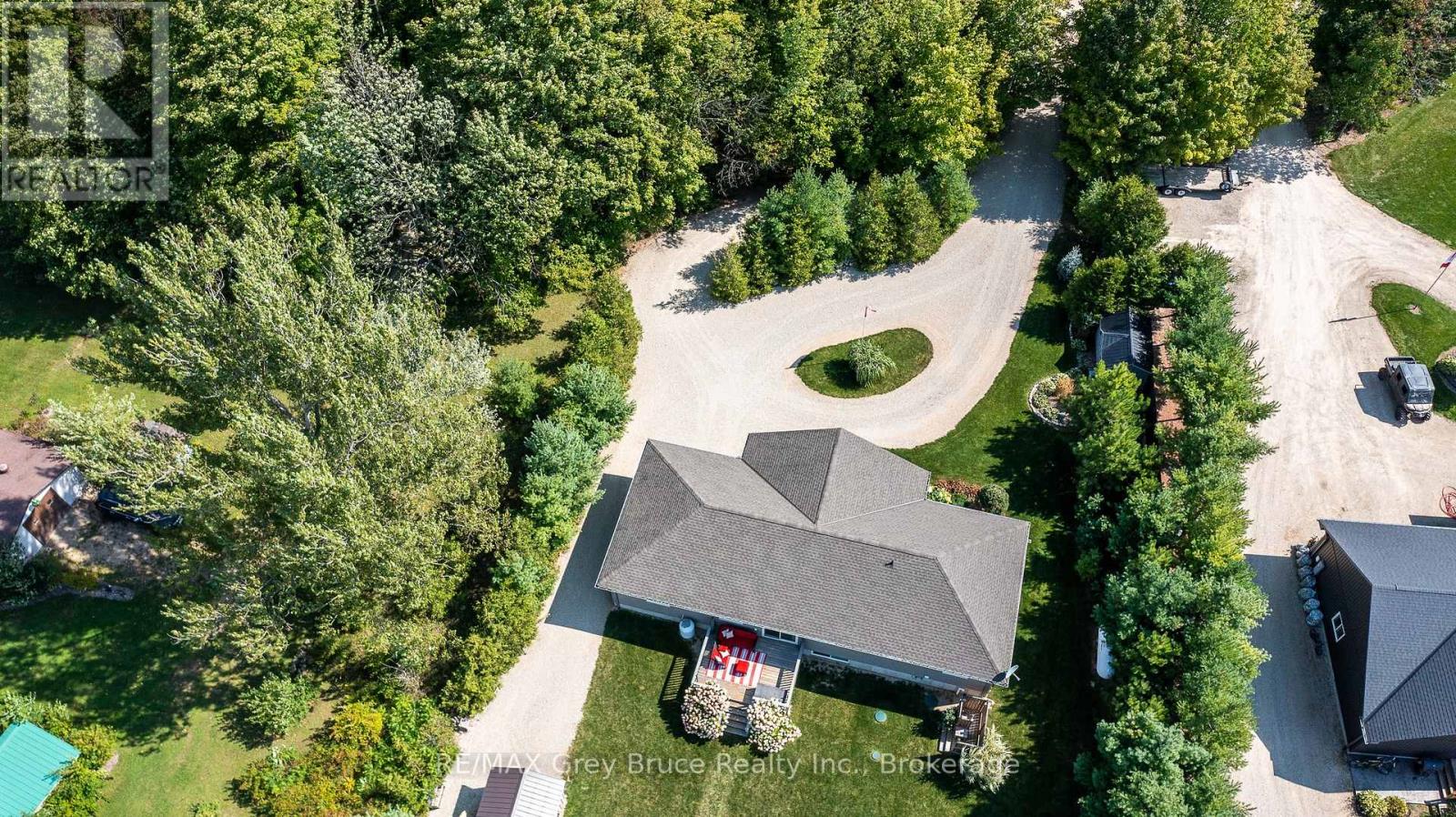 135 Mccullough Lake Drive, Chatsworth, Ontario  N0H 2V0 - Photo 41 - X12382123