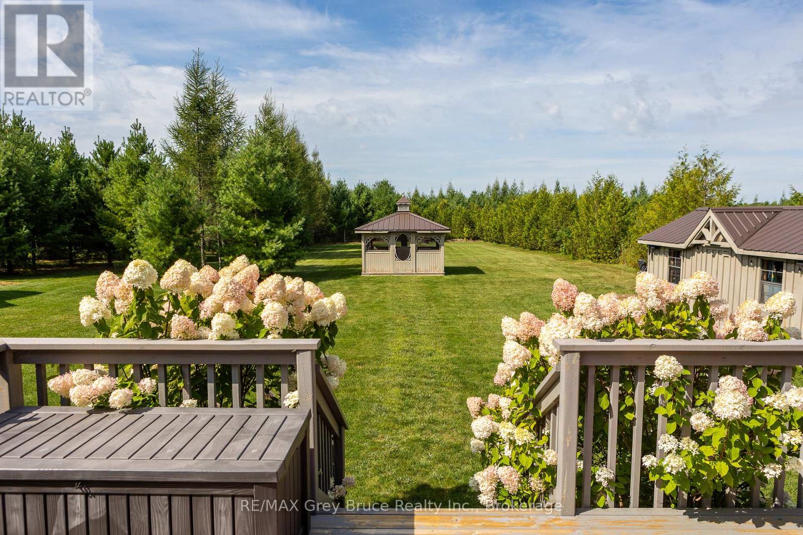 135 Mccullough Lake Drive, Chatsworth, Ontario  N0H 2V0 - Photo 42 - X12382123