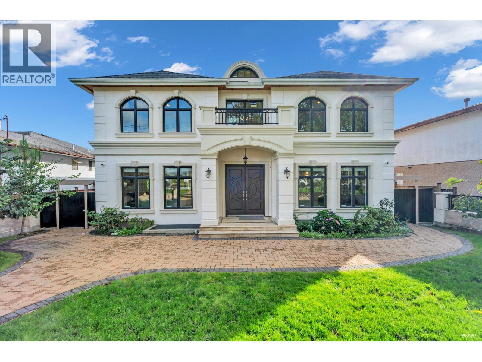 Property at 6680 WINCH STREET image 1