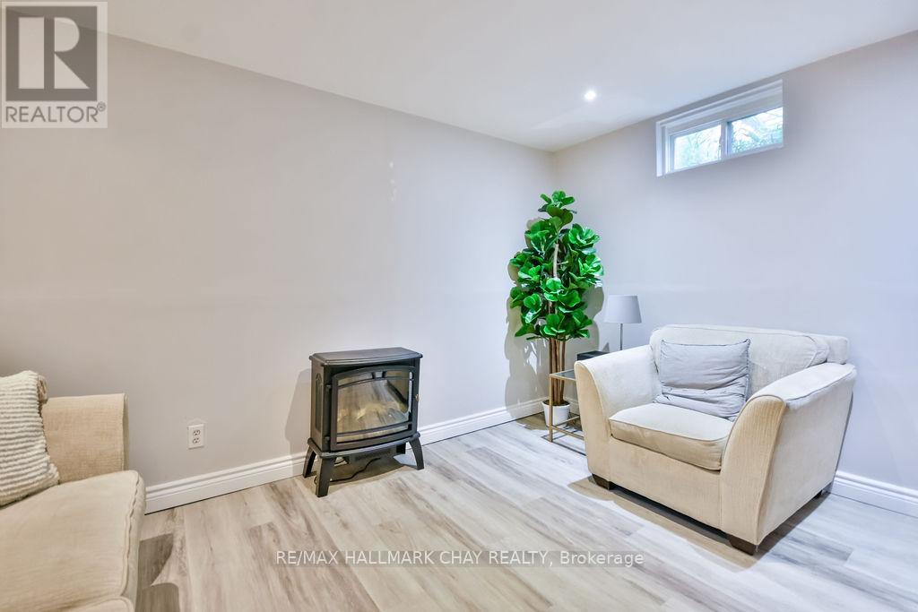 6 James Street, Barrie, Ontario  L4N 6M4 - Photo 21 - S12382508
