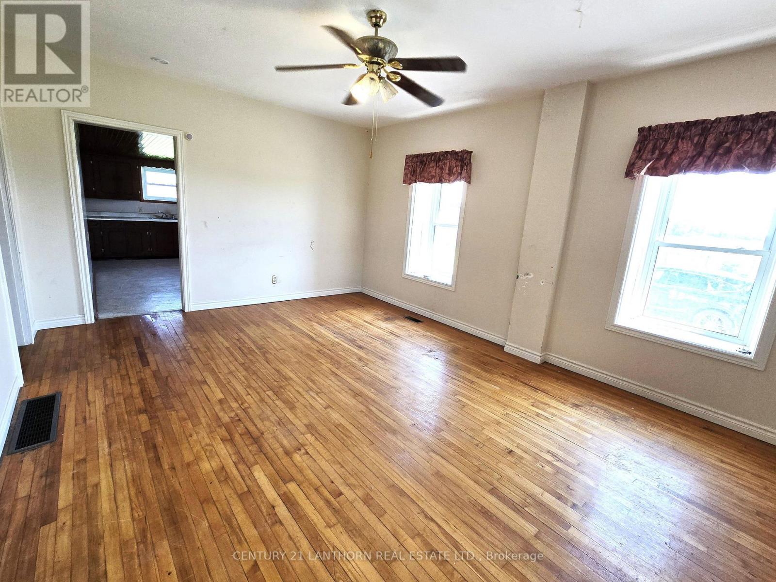 4893 Old Highway 2 Highway, Belleville, Ontario  K8V 1M1 - Photo 17 - X12382591