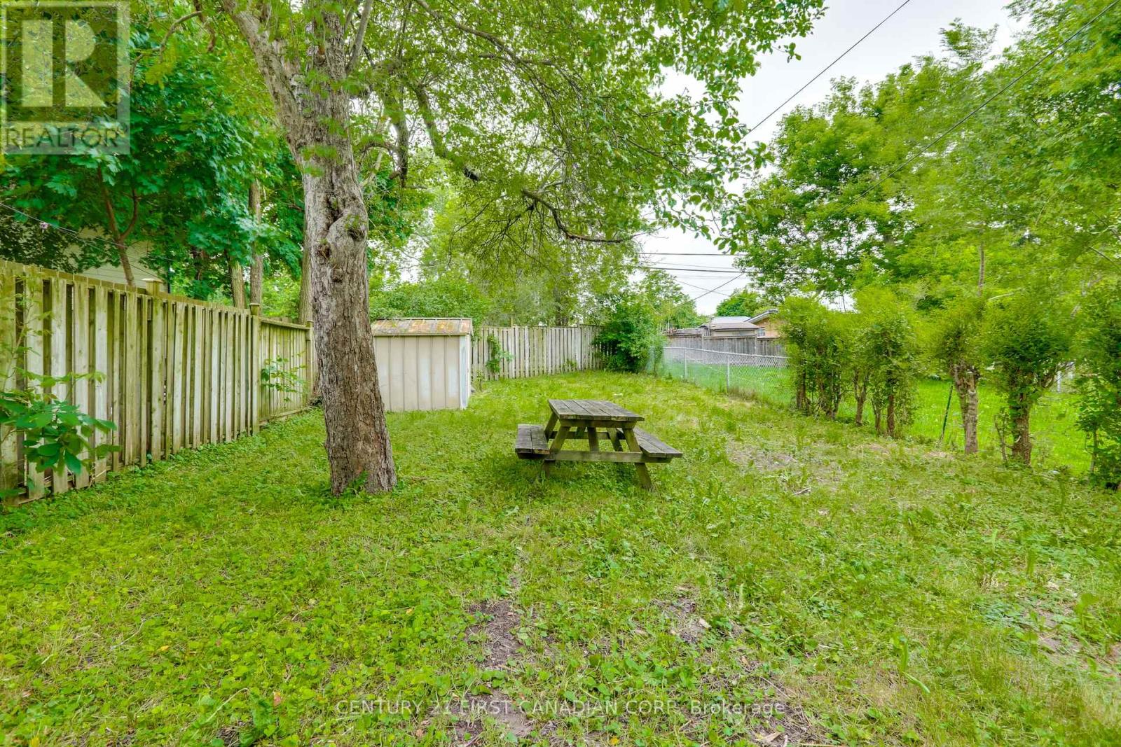 207 Cairn Street, London South, Ontario  N5Z 3W6 - Photo 15 - X12382579