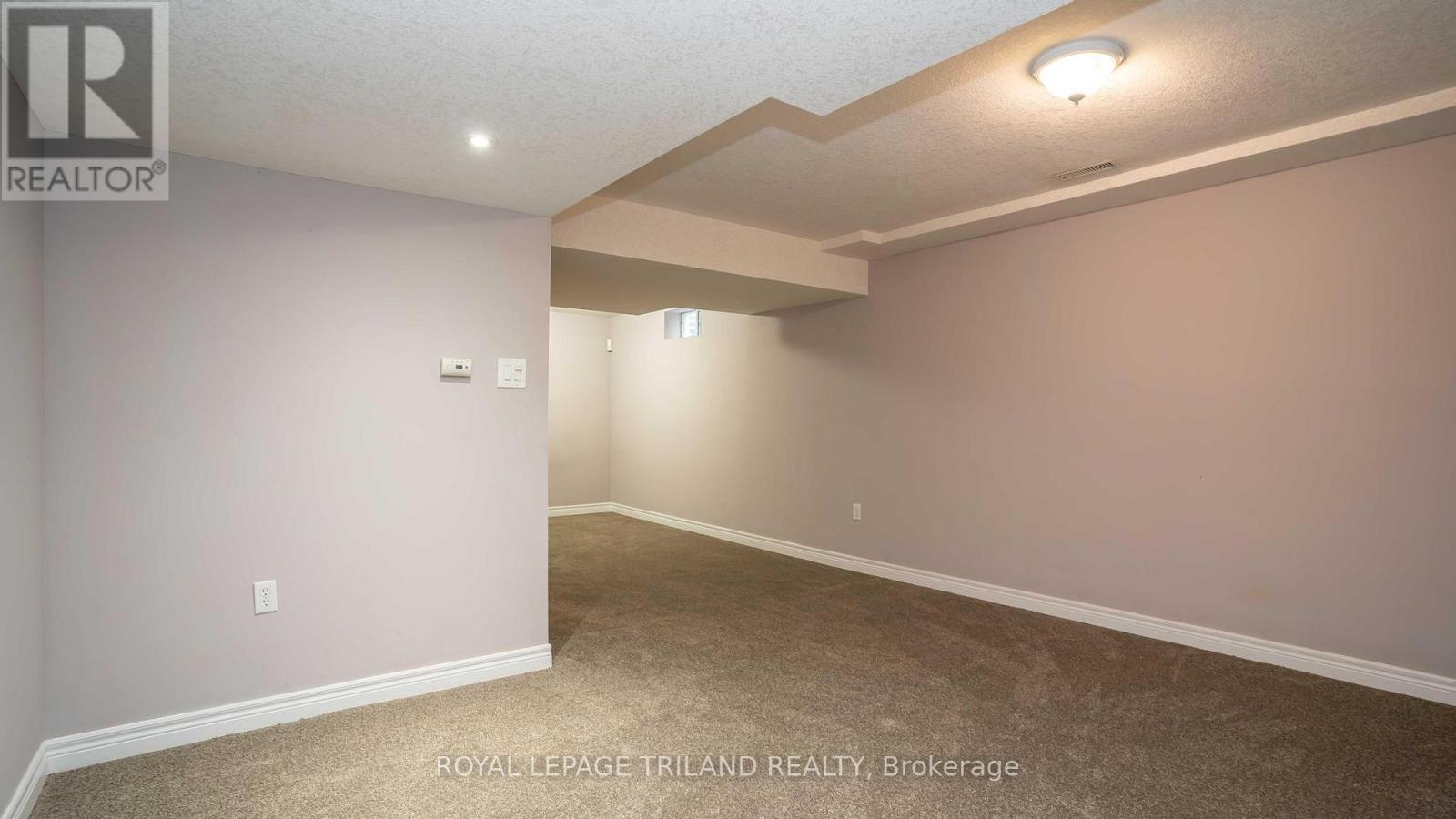 223 Simpson Crescent, London East, Ontario  N5V 5E1 - Photo 27 - X12382586