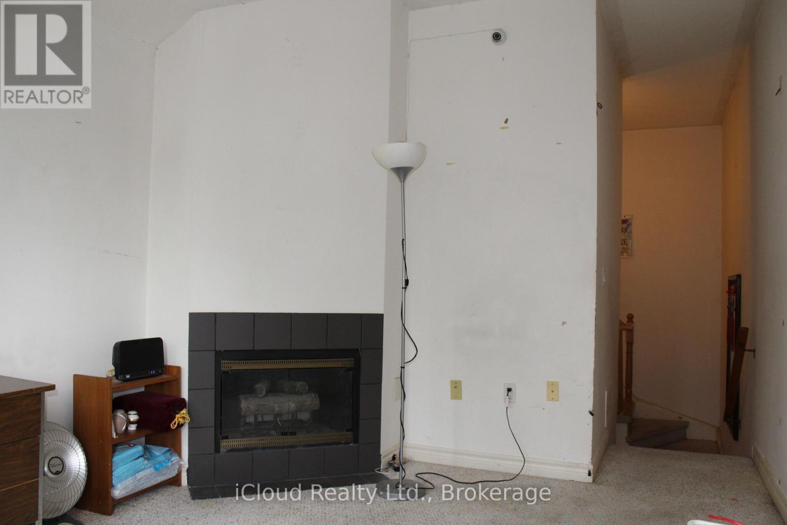 2 - 3 Hartnell Square, Brampton, Ontario  L6S 5W7 - Photo 15 - W12382537