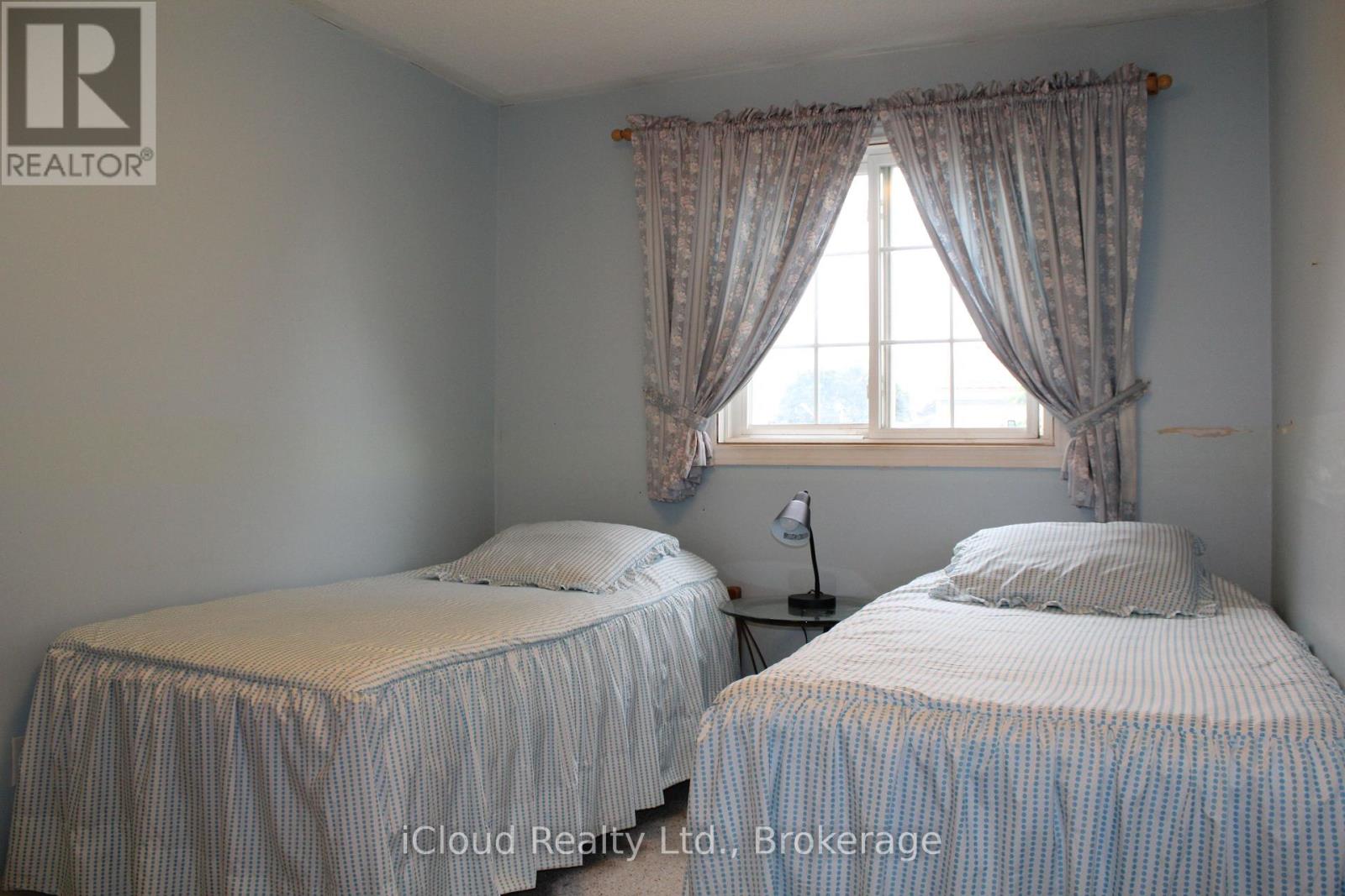 2 - 3 Hartnell Square, Brampton, Ontario  L6S 5W7 - Photo 19 - W12382537