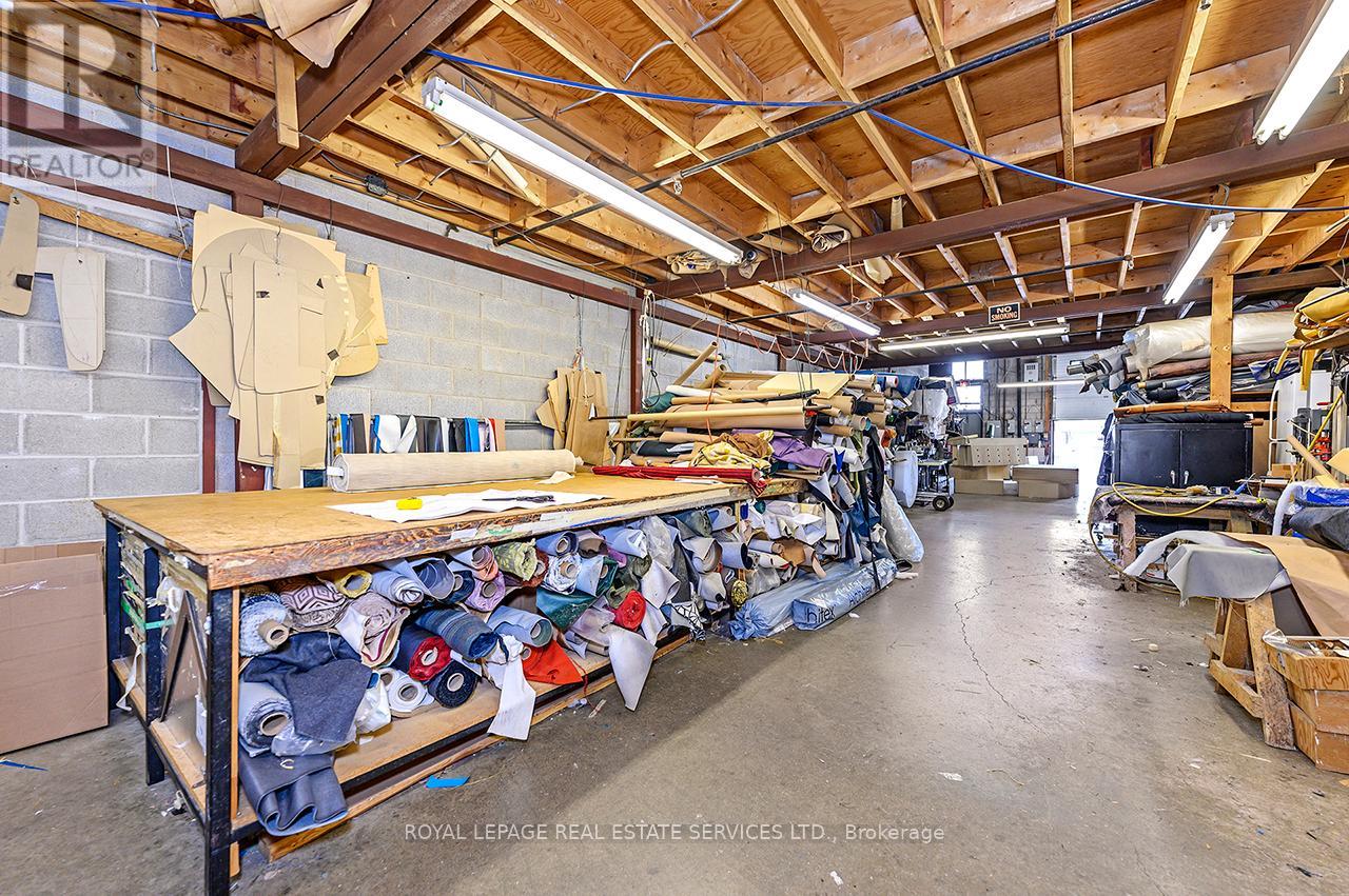 17 - 7171 Torbram Road, Mississauga, Ontario  L4T 3W4 - Photo 10 - W12382555