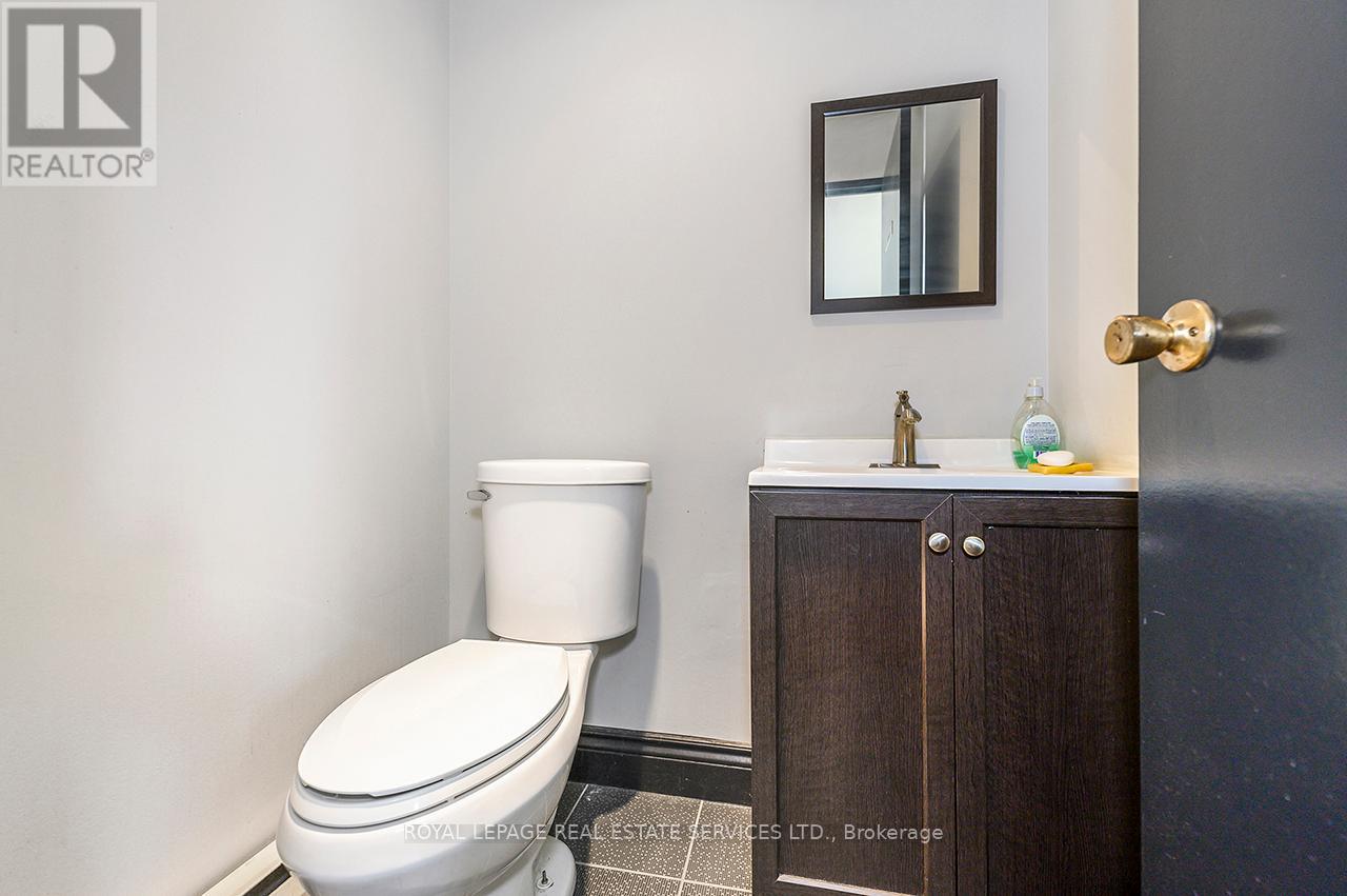 17 - 7171 Torbram Road, Mississauga, Ontario  L4T 3W4 - Photo 6 - W12382555