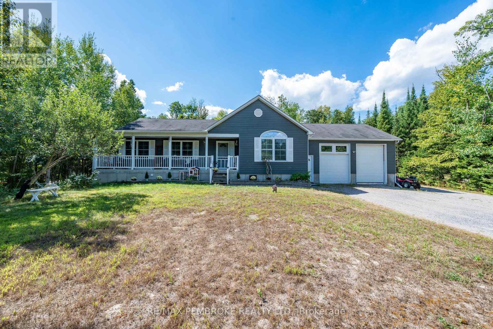 625 FOREST PARK ROAD, Laurentian Valley, Ontario