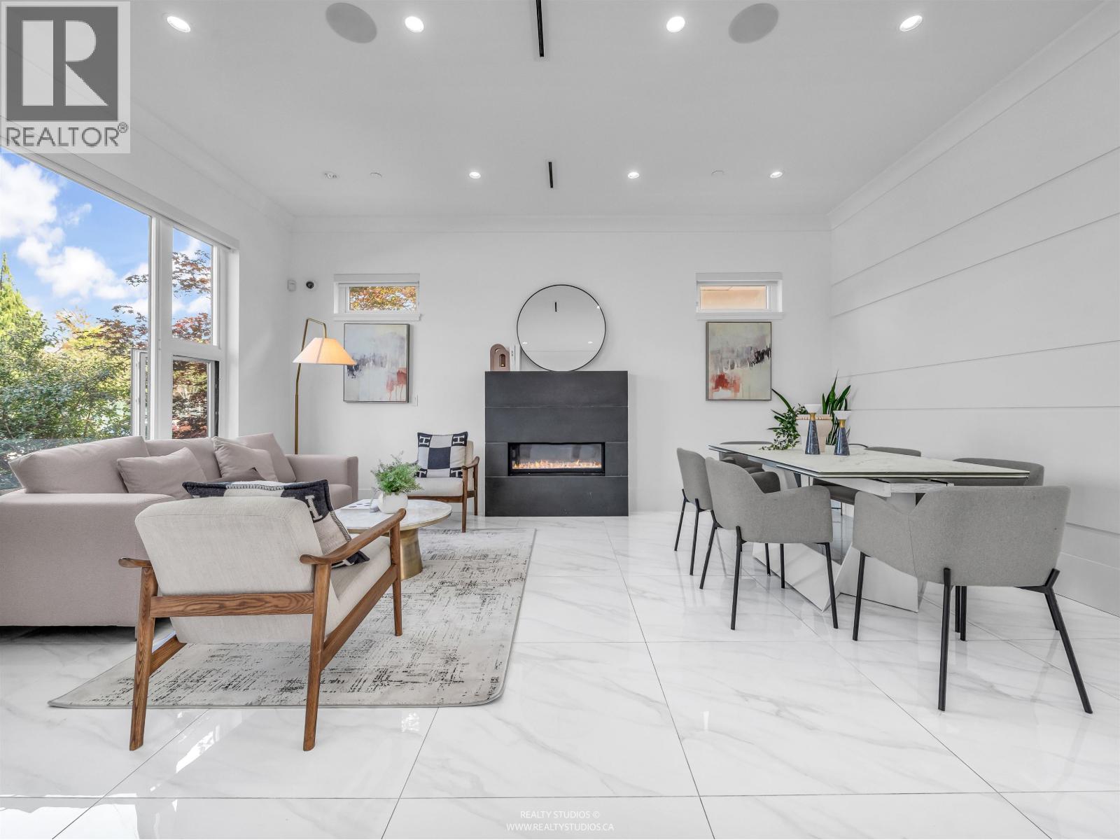 90 W 27th Avenue, Vancouver, British Columbia  V5Y 2K3 - Photo 4 - R3043989