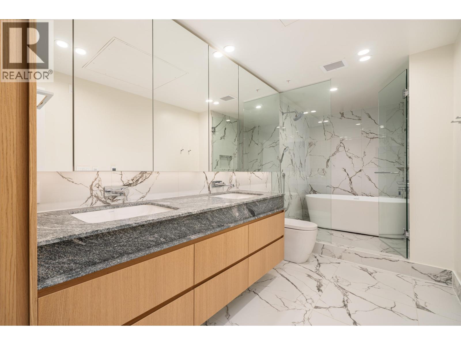303 3668 W 10th Avenue, Vancouver, British Columbia  V6R 2G3 - Photo 22 - R3043531
