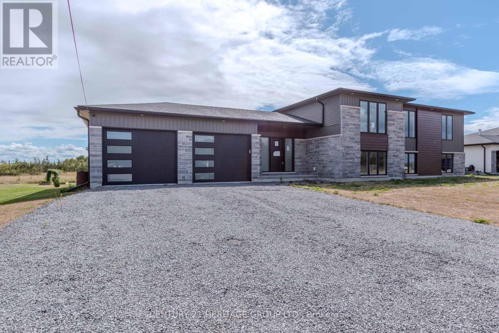 41 County 29 Road, Prince Edward County (Hillier Ward), Ontario  K0K 1T0 - Photo 2 - X12382485