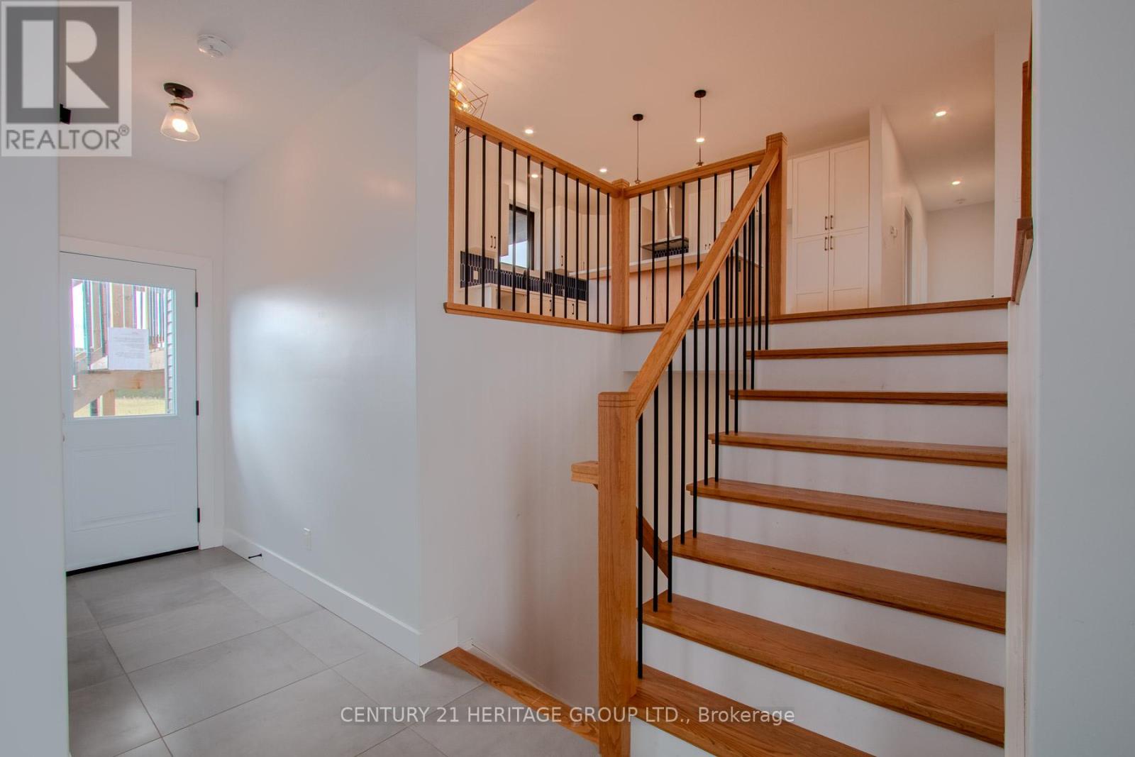 41 County 29 Road, Prince Edward County (Hillier Ward), Ontario  K0K 1T0 - Photo 5 - X12382485