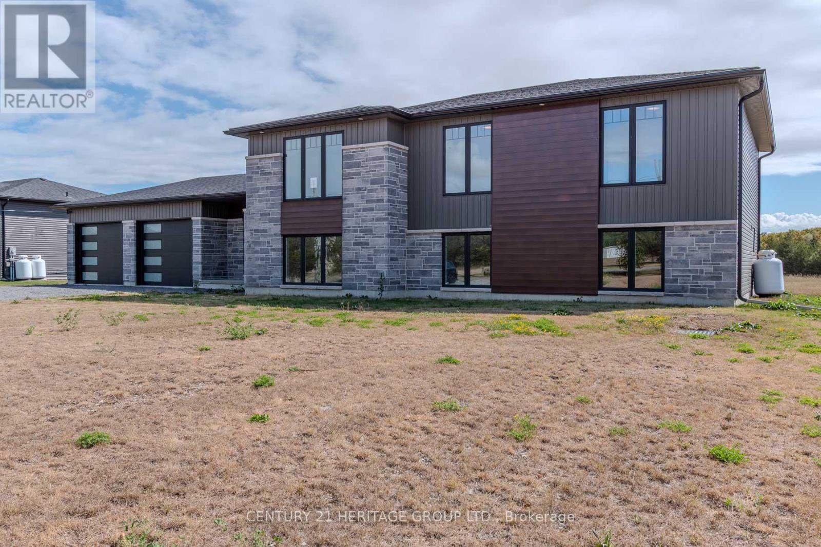 41 County 29 Road, Prince Edward County (Hillier Ward), Ontario  K0K 1T0 - Photo 3 - X12382485