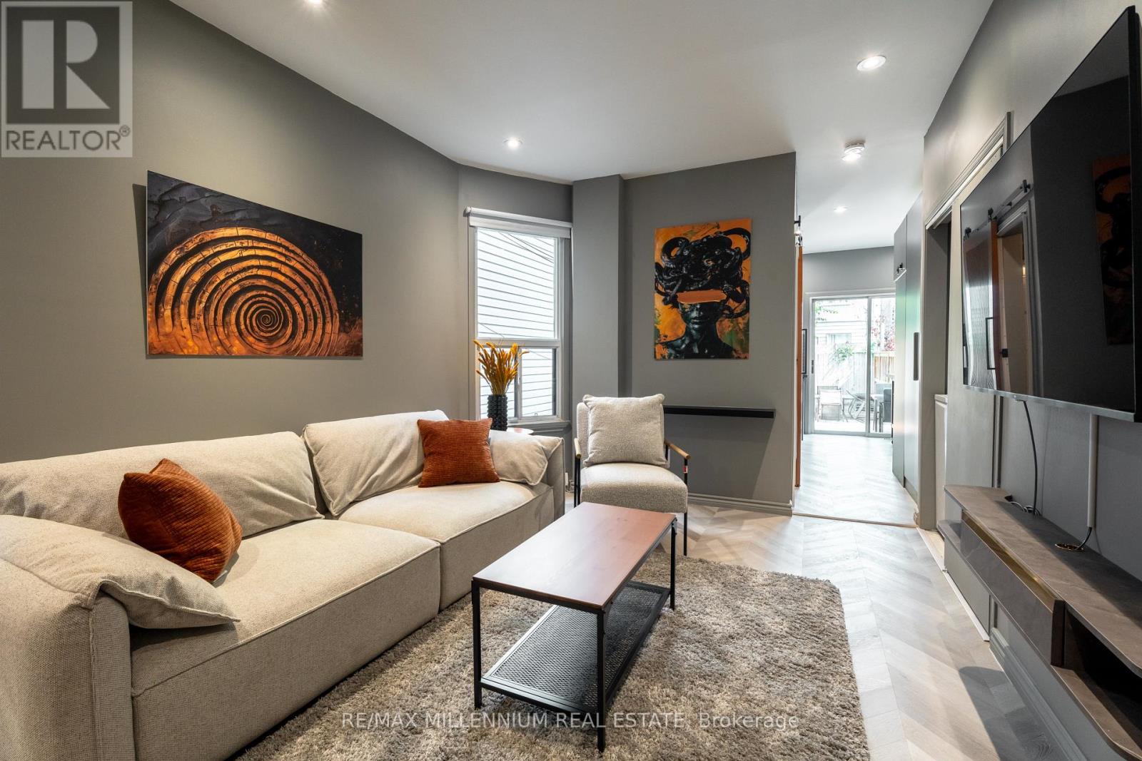 MAIN - 797 PAPE AVENUE, Toronto, Ontario