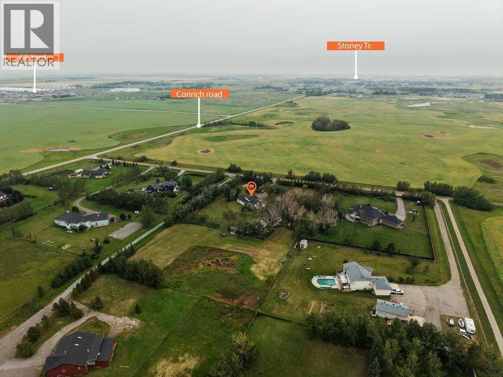 40 Pleasant Range Place, Rural Rocky View County, Alberta  T2H 1Y4 - Photo 2 - A2254174
