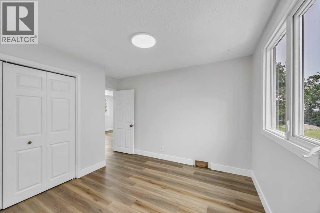 40 Pleasant Range Place, Rural Rocky View County, Alberta  T2H 1Y4 - Photo 24 - A2254174