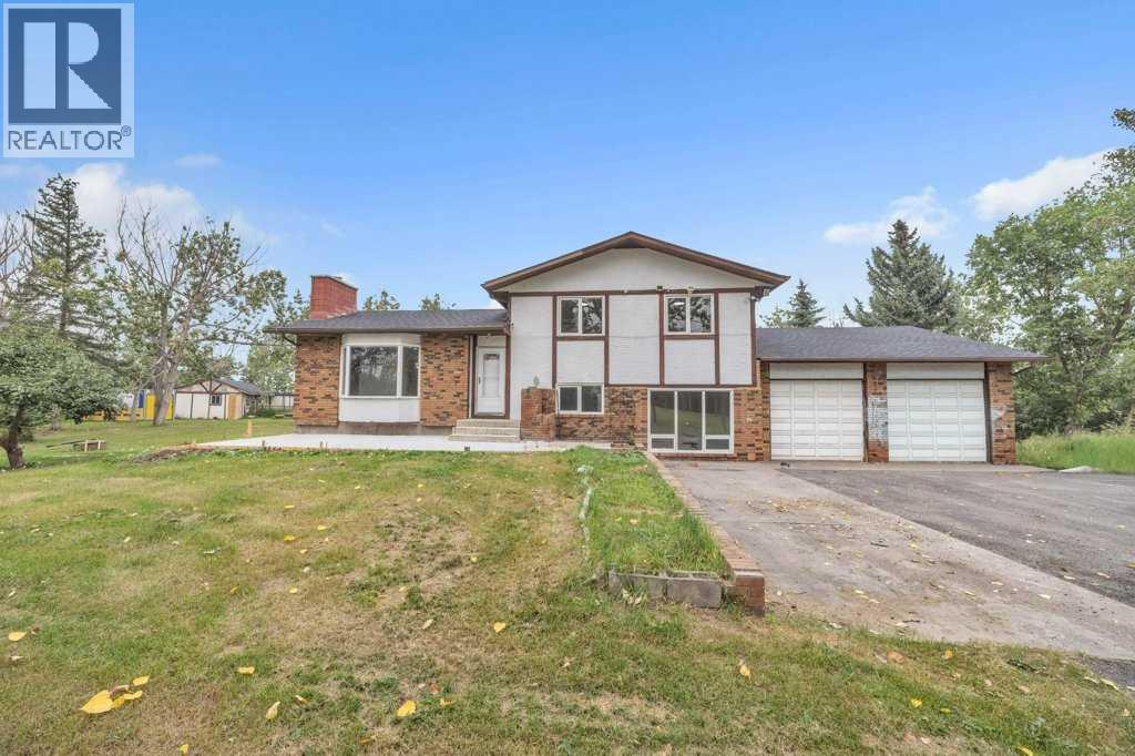 40 Pleasant Range Place, Rural Rocky View County, Alberta  T2H 1Y4 - Photo 8 - A2254174