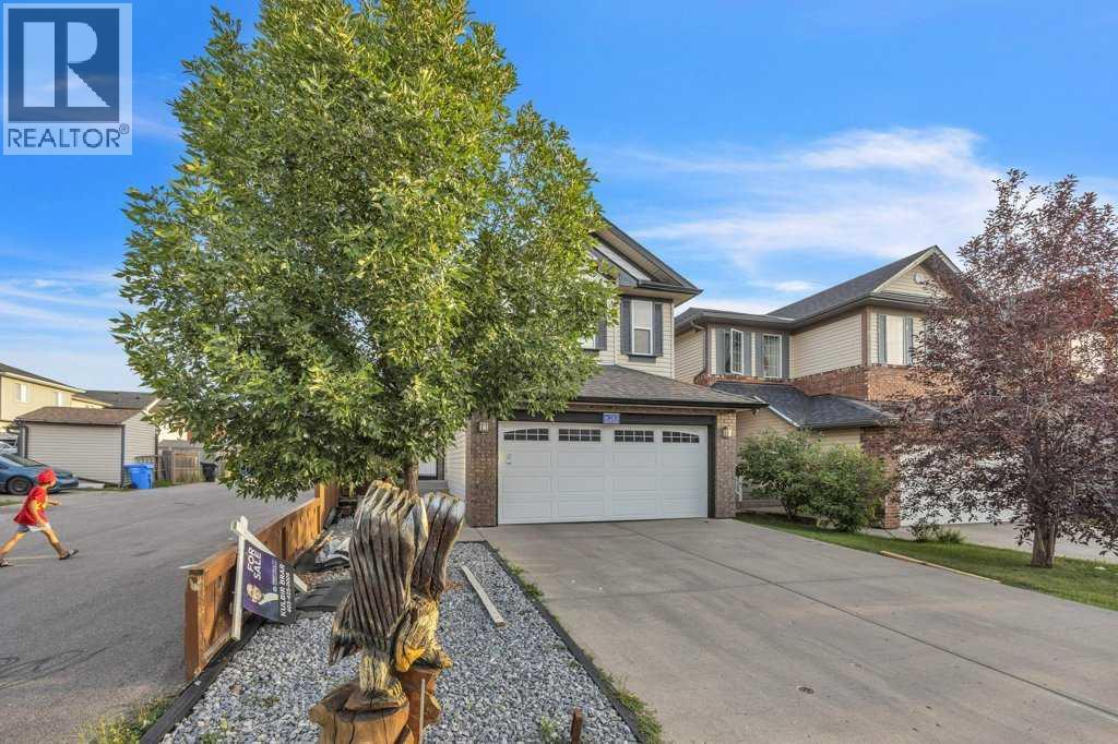 283 Taralake Landing Ne, Calgary, Alberta  T3J 0E9 - Photo 2 - A2252865