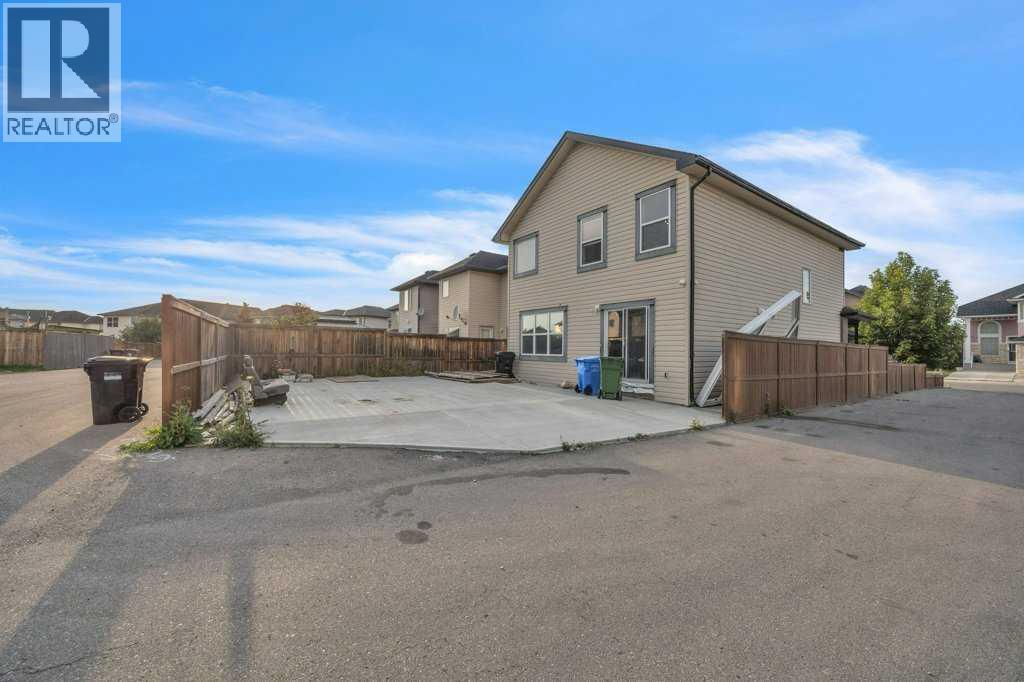 283 Taralake Landing Ne, Calgary, Alberta  T3J 0E9 - Photo 32 - A2252865