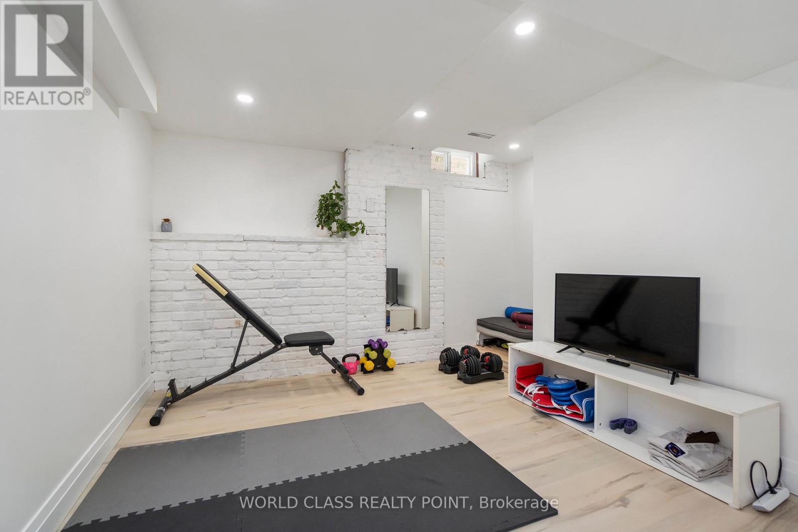 6548 Eastridge Road, Mississauga, Ontario  L5N 4L2 - Photo 43 - W12382580
