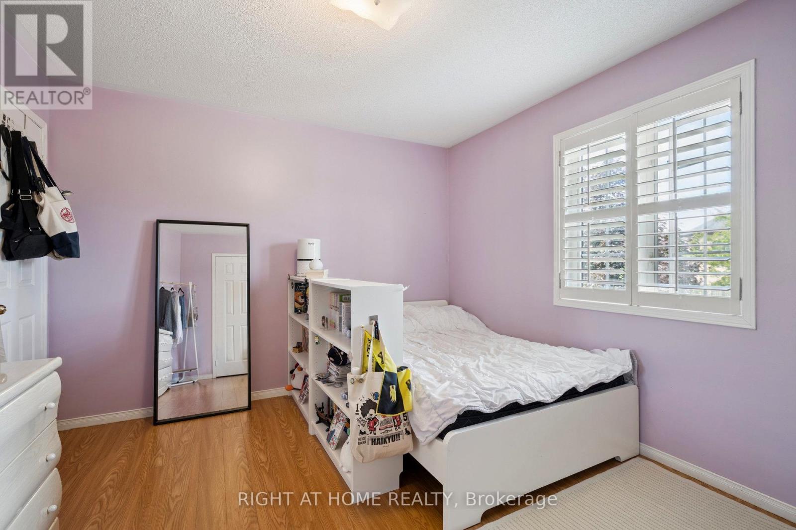 806 White Clover Way, Mississauga, Ontario  L5V 3C5 - Photo 21 - W12382594