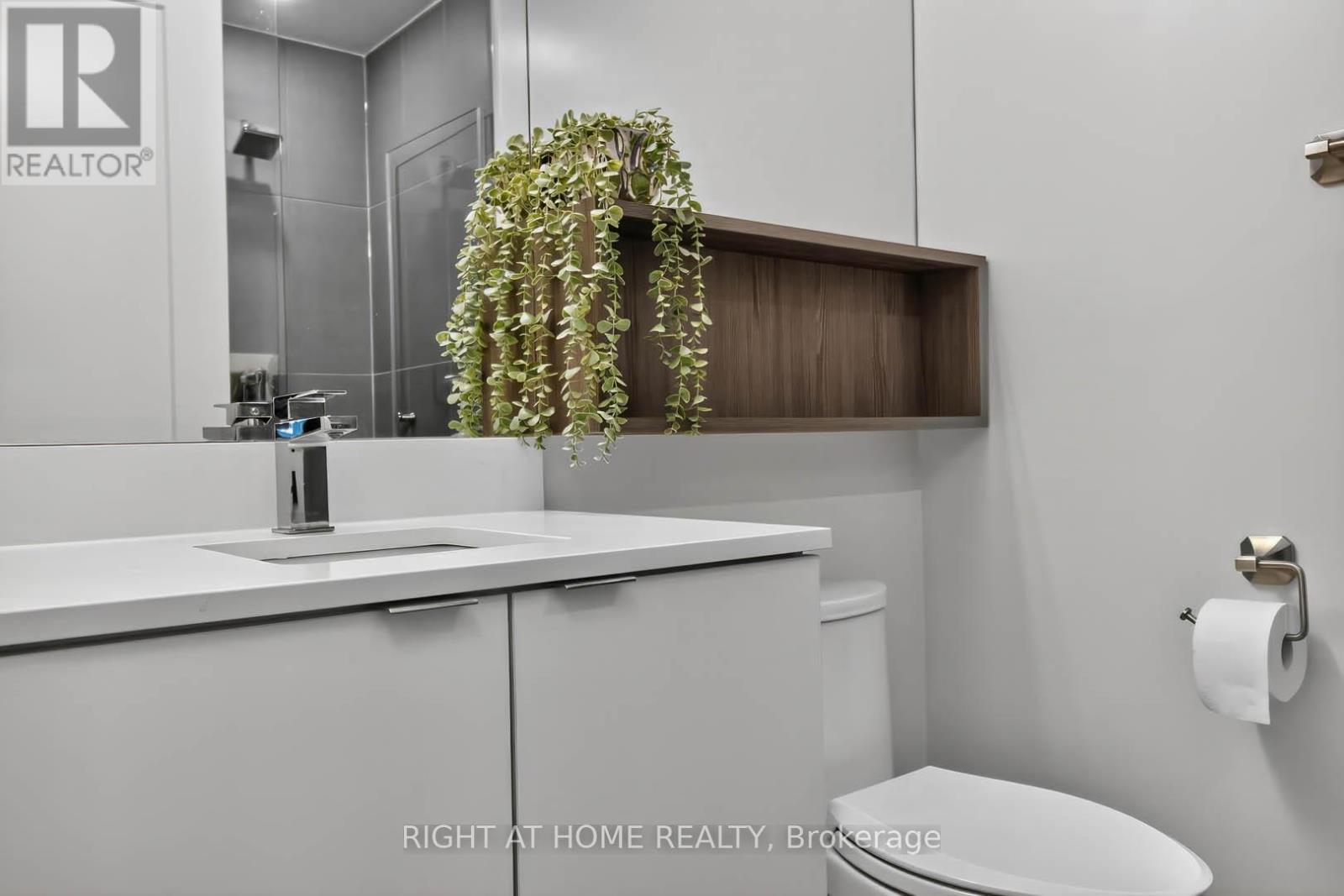 615 - 60 Princess Street, Toronto, Ontario  M5A 2C7 - Photo 12 - C12382623
