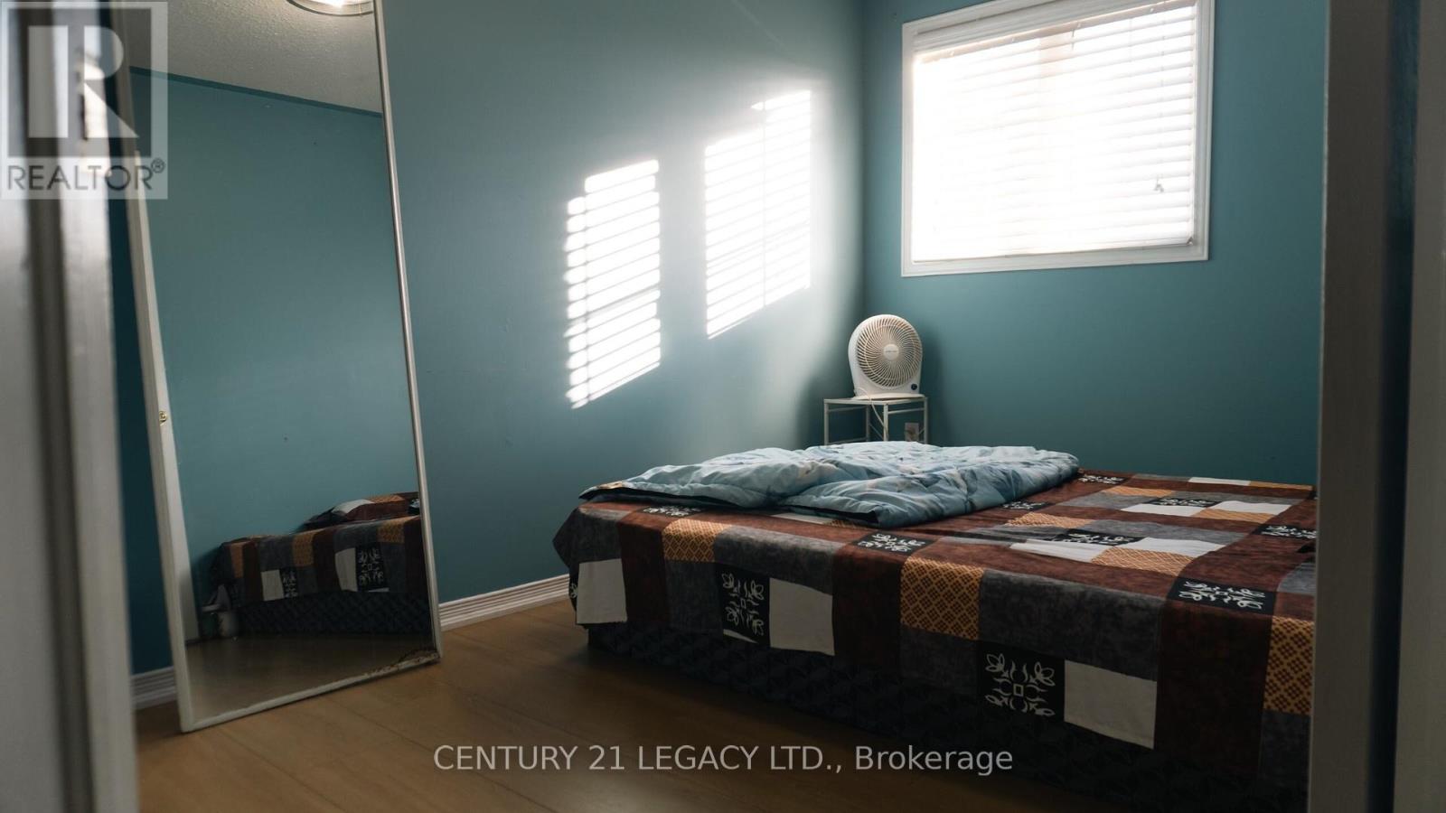 25 Revelstoke Place, Brampton, Ontario  L6R 3G3 - Photo 14 - W12382611