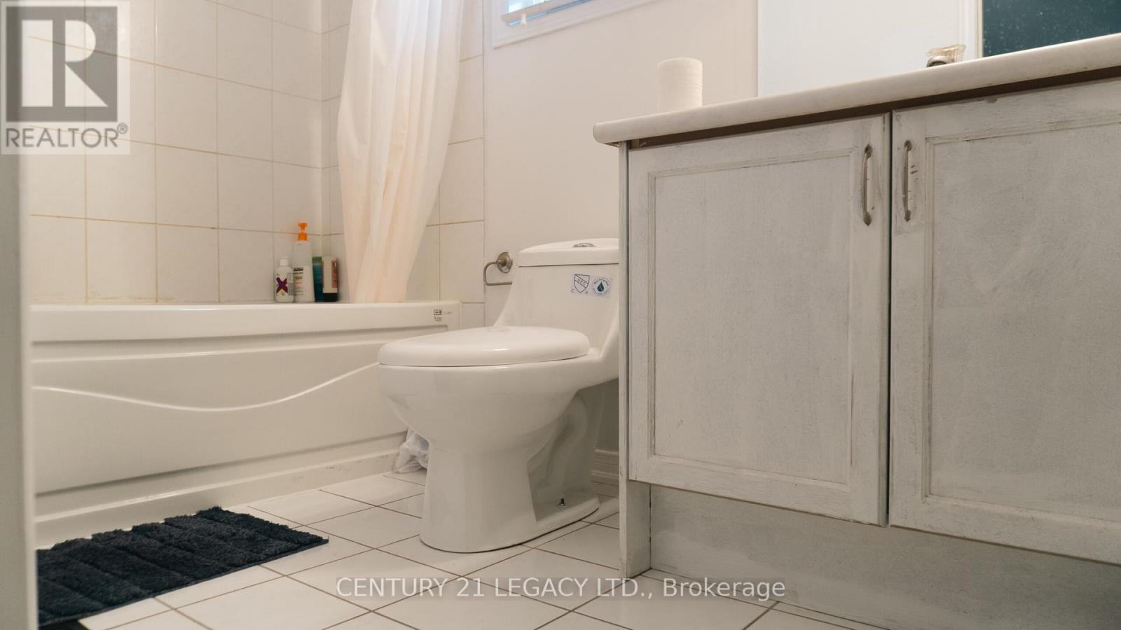25 Revelstoke Place, Brampton, Ontario  L6R 3G3 - Photo 16 - W12382611