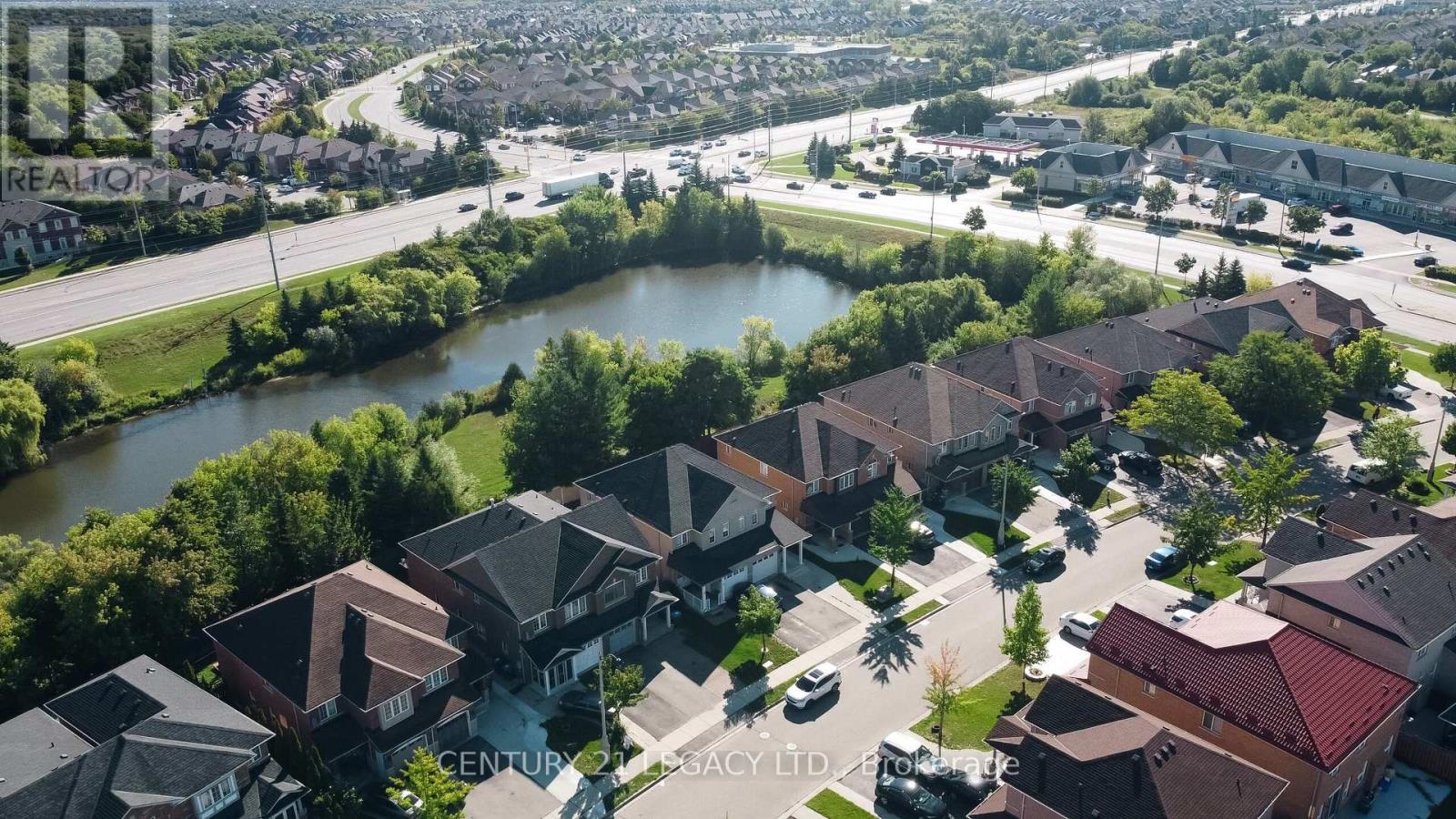 25 Revelstoke Place, Brampton, Ontario  L6R 3G3 - Photo 3 - W12382611