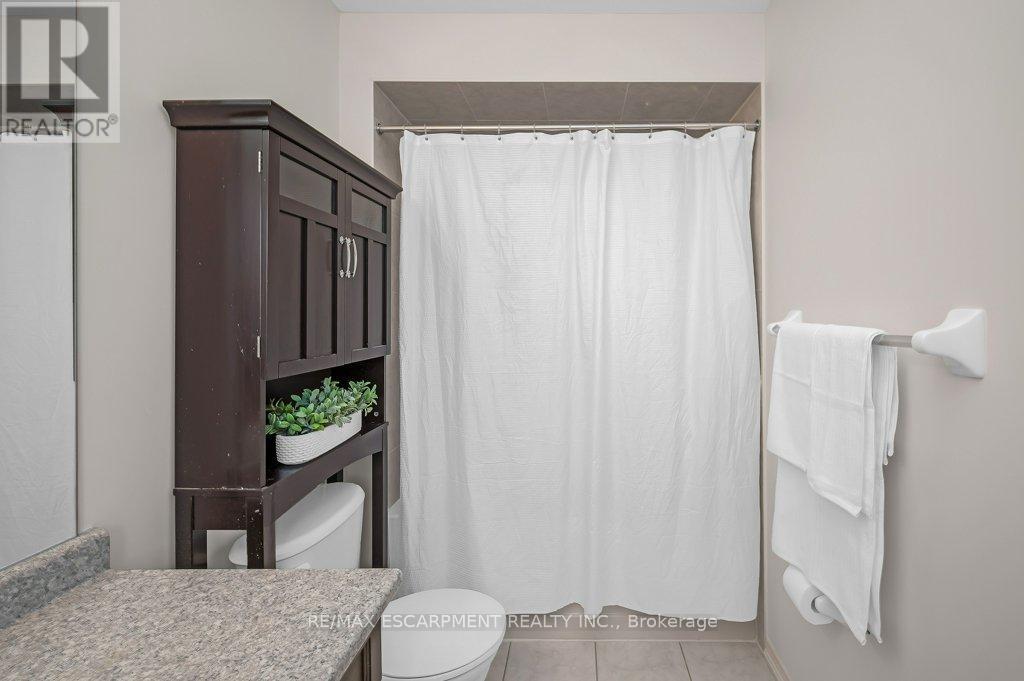 2152 Fiddlers Way, Oakville, Ontario  L6M 0M5 - Photo 18 - W12382612