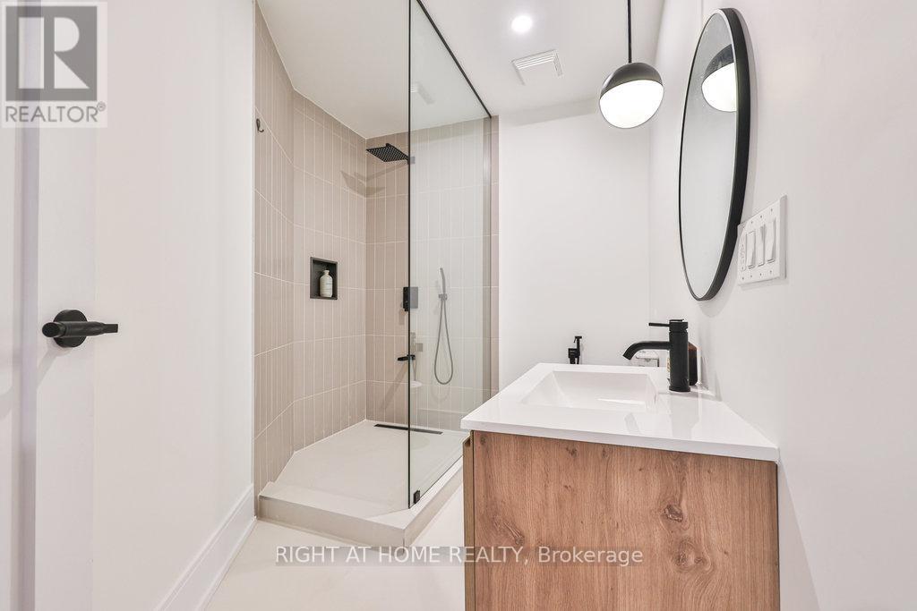 920 Calder Road, Mississauga, Ontario  L5J 2N7 - Photo 45 - W12382615