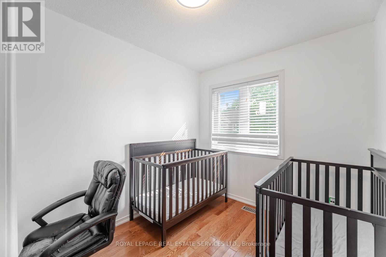 30 - 833 Scollard Court, Mississauga, Ontario  L5V 2B4 - Photo 26 - W12382622