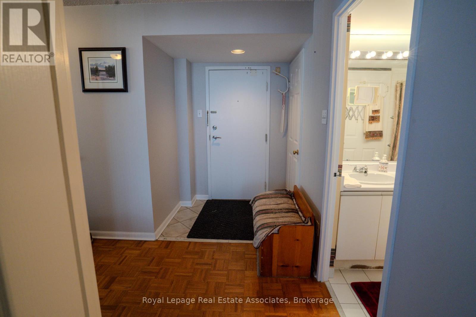 1112 - 12 Laurelcrest Street, Brampton, Ontario  L6S 5Y4 - Photo 2 - W12382630