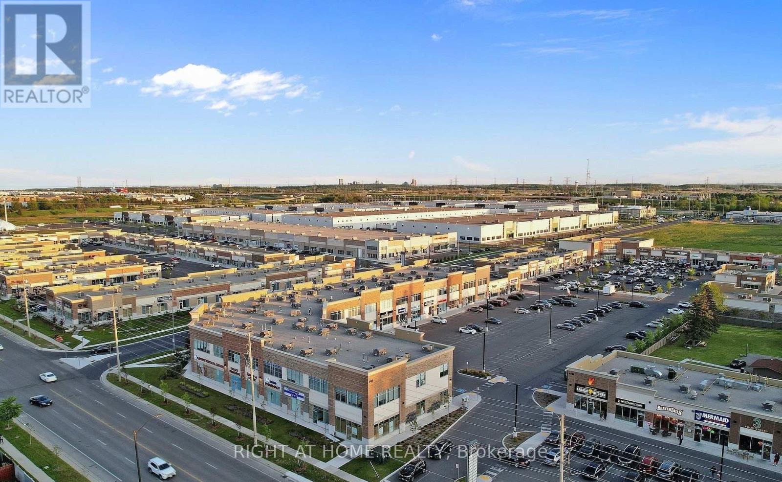 217 - 3465 Platinum Drive, Mississauga, Ontario  L5M 2S1 - Photo 2 - W12382636