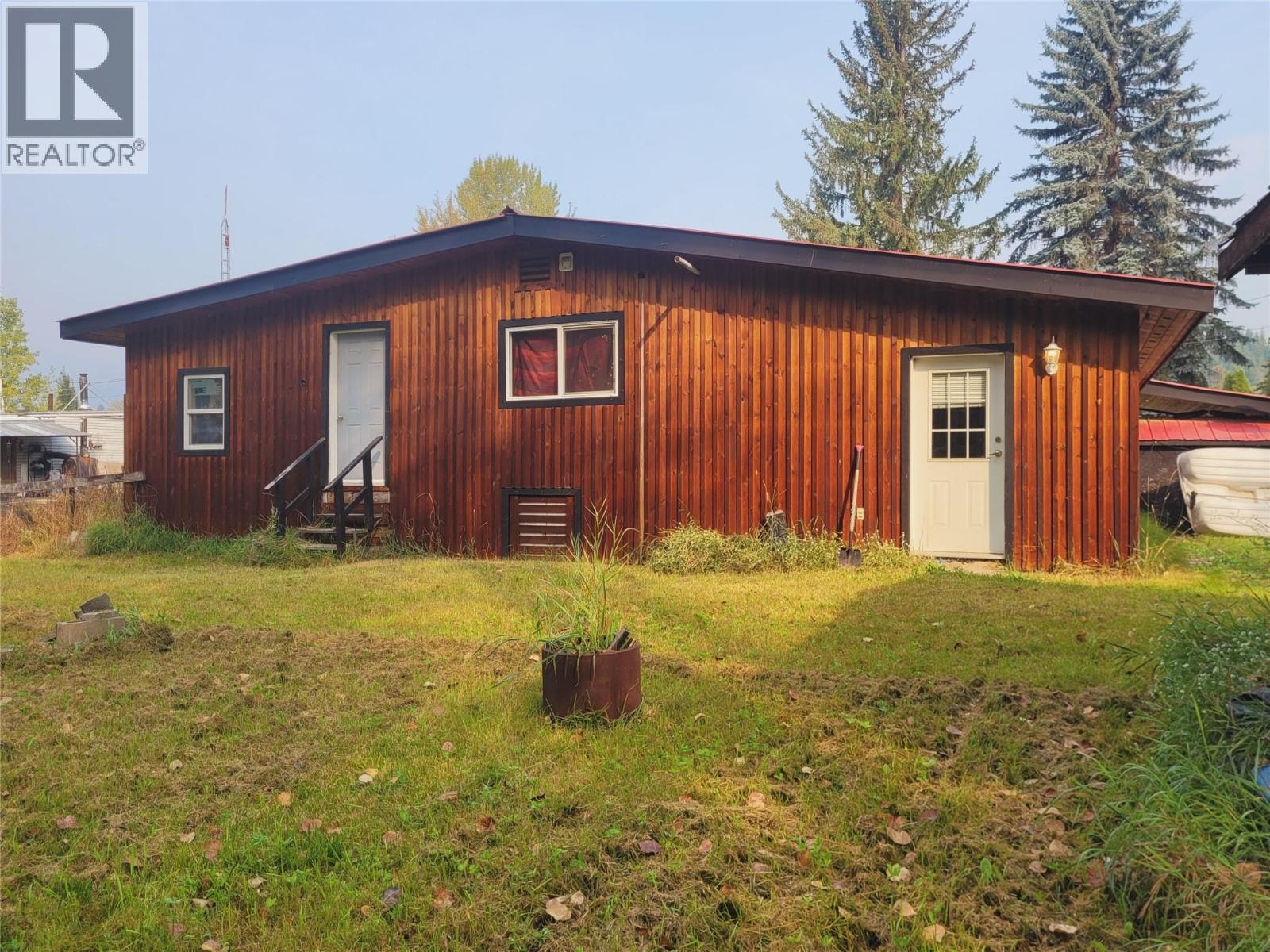 536 Swanson Road, Clearwater, British Columbia  V0E 1N1 - Photo 2 - 10361836