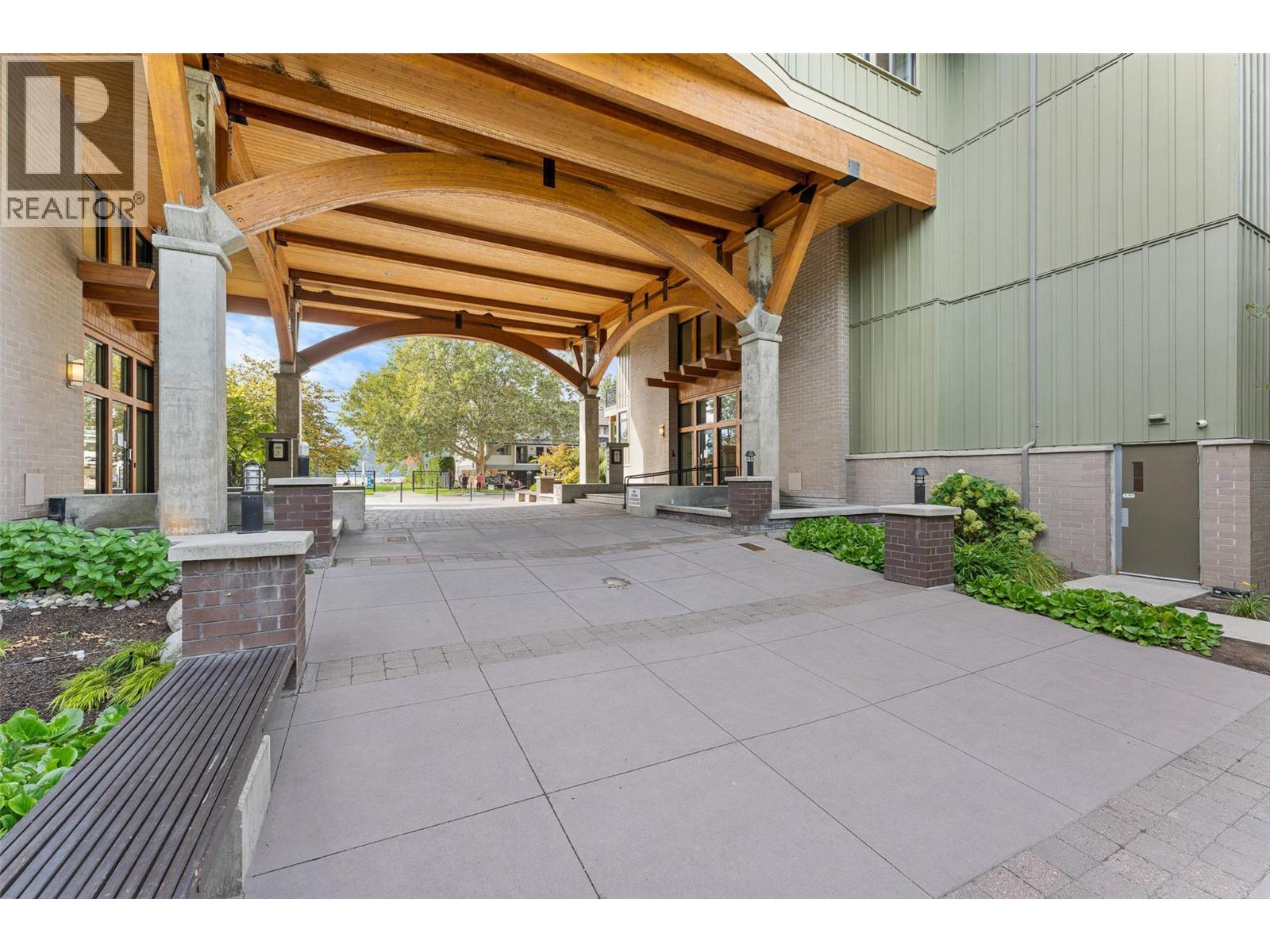 Property at 2901 Abbott Street Unit# 402 image 4