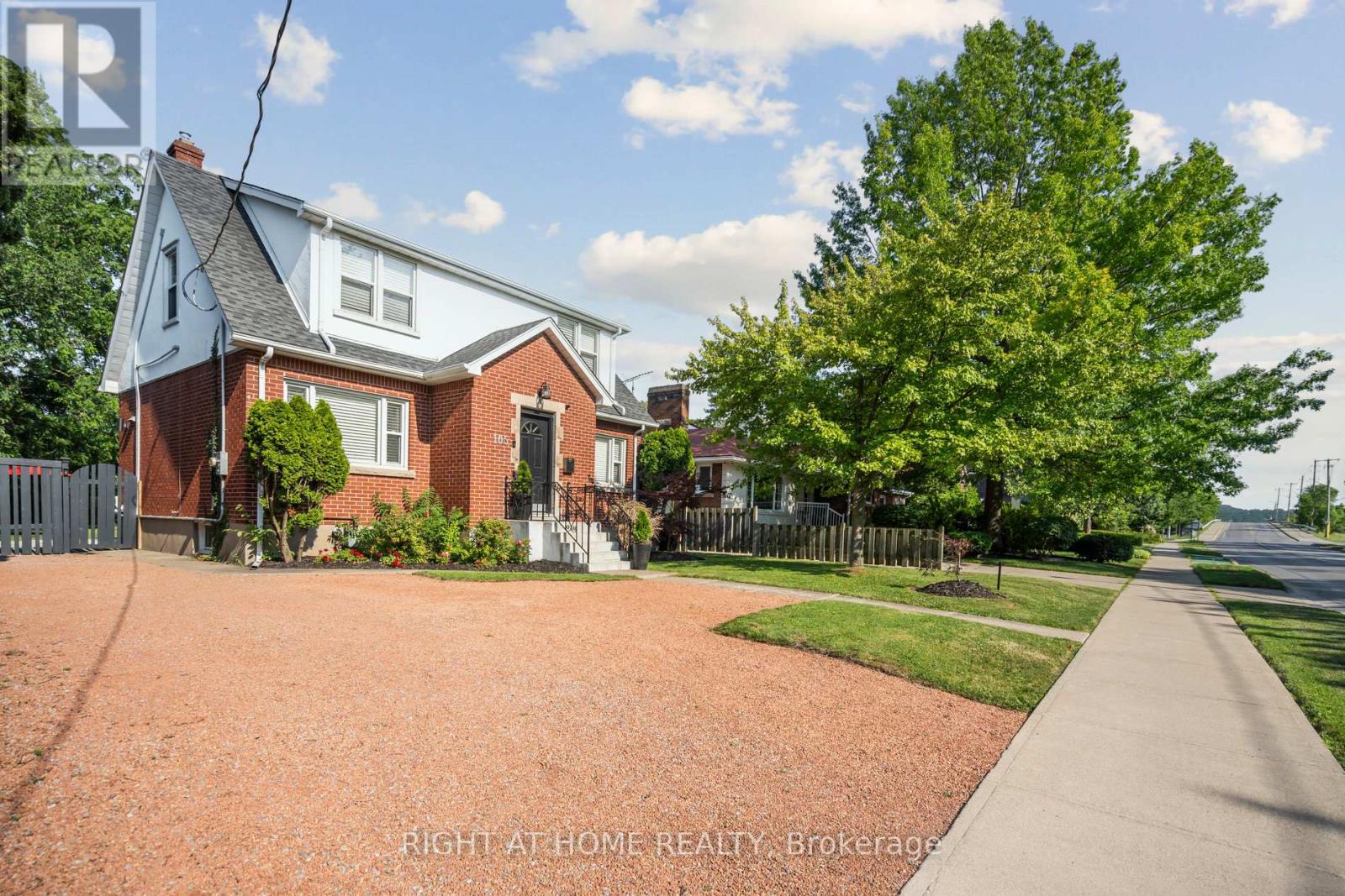 105 Glenridge Avenue, St. Catharines, Ontario  L2R 4X5 - Photo 1 - X12382631