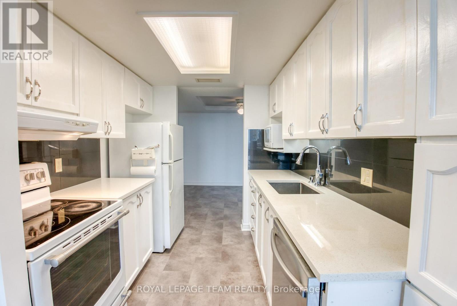 1116 - 100 Grant Carman Drive, Ottawa, Ontario  K2E 8B8 - Photo 14 - X12382665