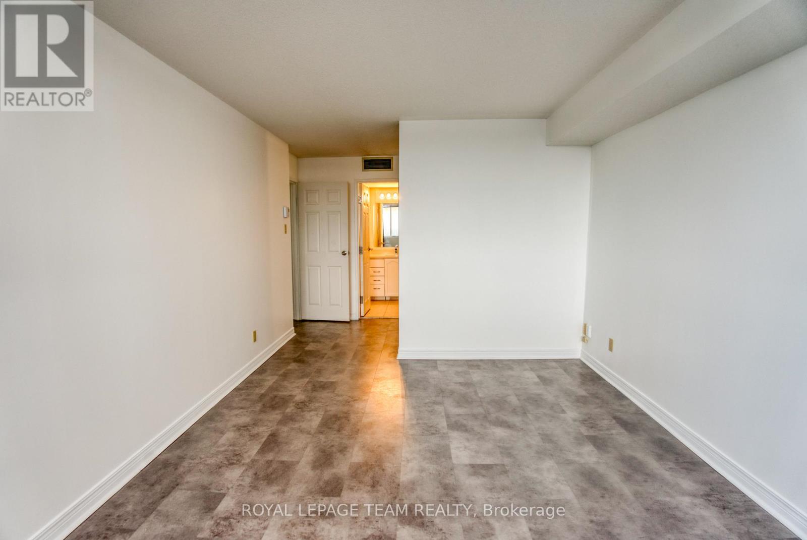 1116 - 100 Grant Carman Drive, Ottawa, Ontario  K2E 8B8 - Photo 27 - X12382665