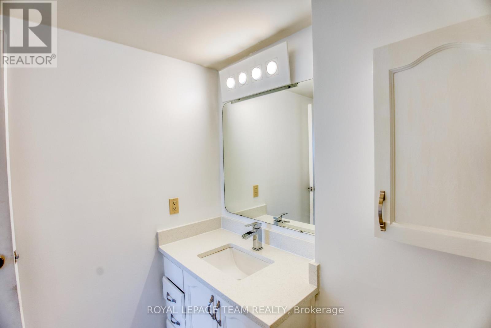 1116 - 100 Grant Carman Drive, Ottawa, Ontario  K2E 8B8 - Photo 30 - X12382665
