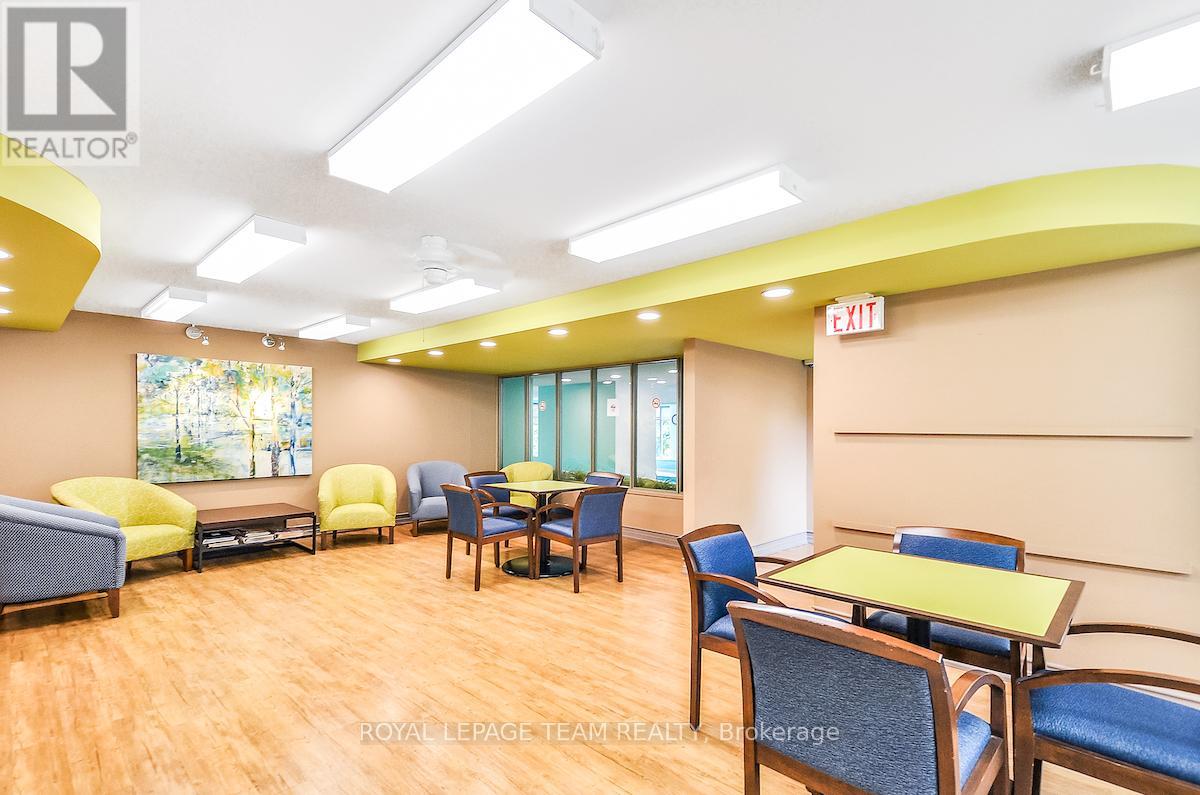 1116 - 100 Grant Carman Drive, Ottawa, Ontario  K2E 8B8 - Photo 4 - X12382665