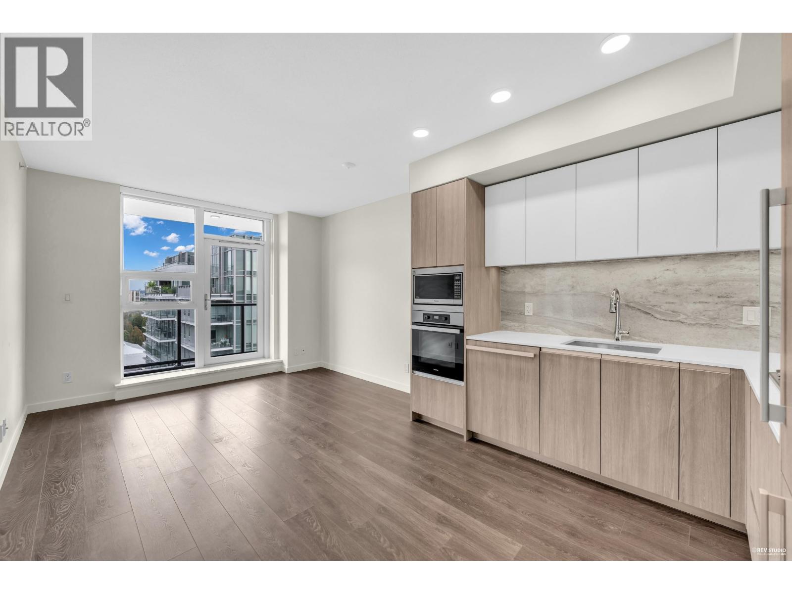1404 6633 BUSWELL STREET, Richmond, British Columbia