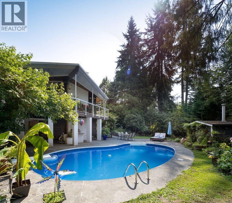 1613 Lincoln Avenue, Port Coquitlam, British Columbia  V3B 2J5 - Photo 2 - R3043997