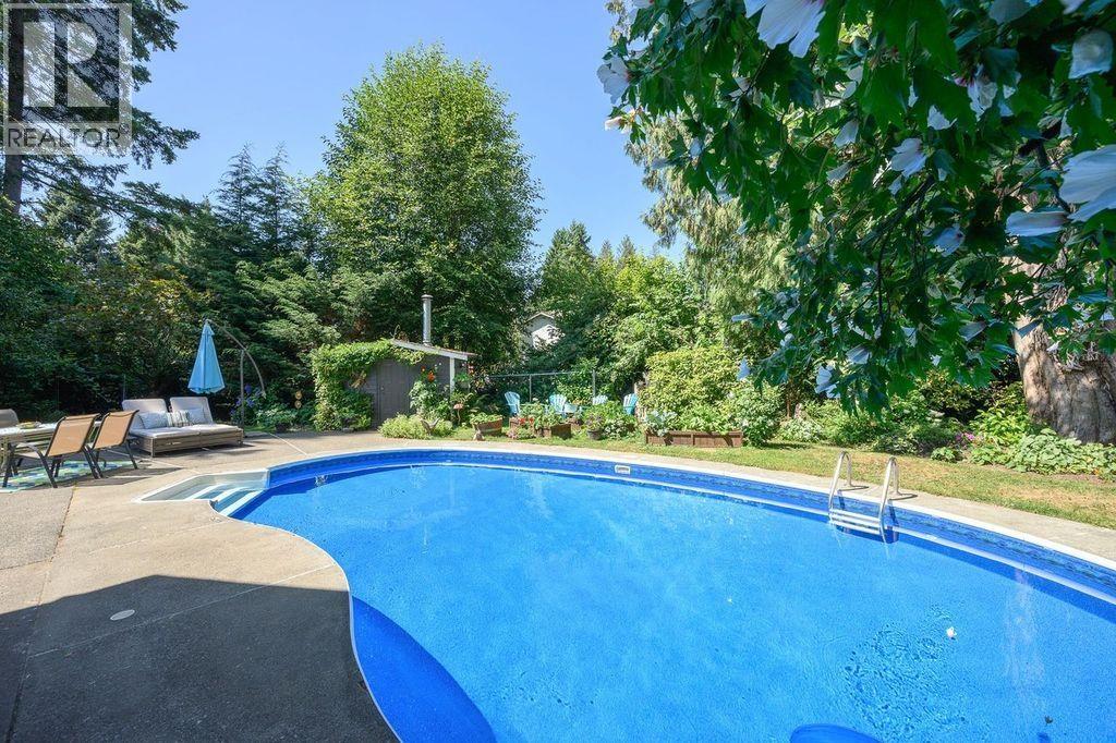 1613 Lincoln Avenue, Port Coquitlam, British Columbia  V3B 2J5 - Photo 3 - R3043997