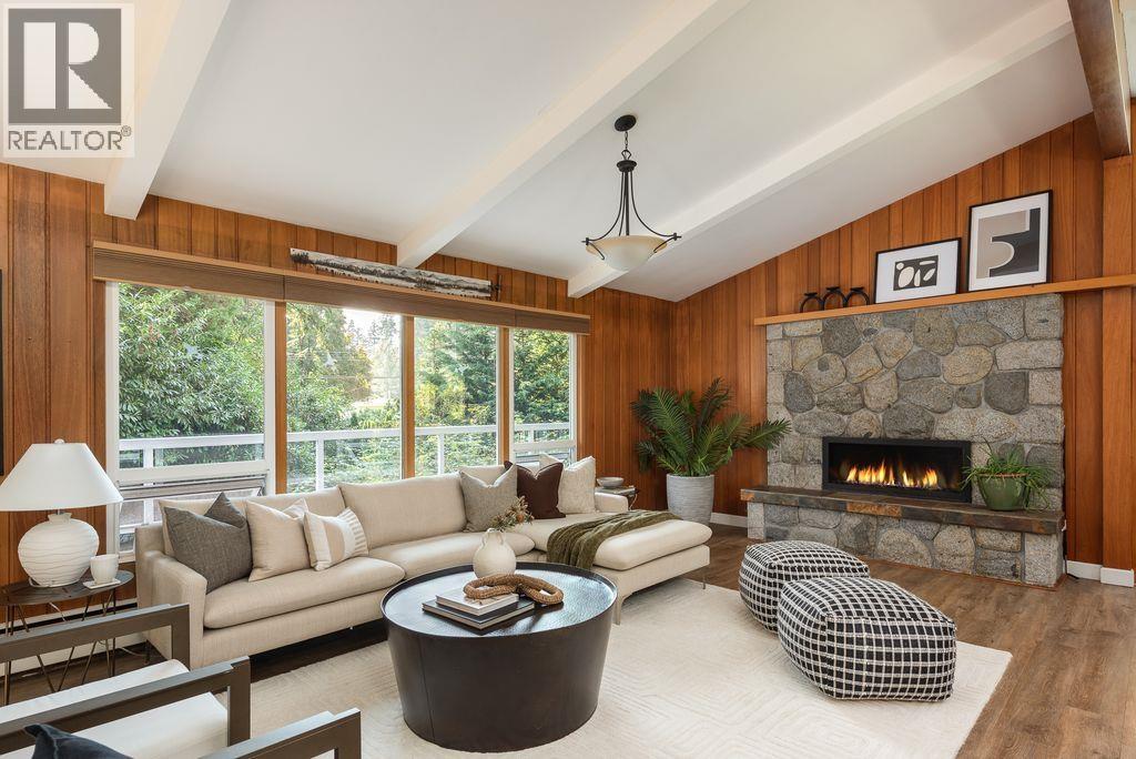 1613 Lincoln Avenue, Port Coquitlam, British Columbia  V3B 2J5 - Photo 4 - R3043997