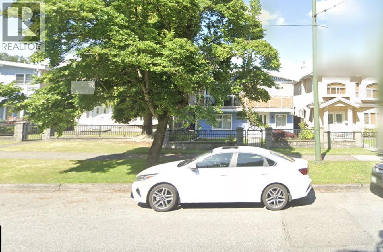 3281 RENFREW ST., Vancouver, British Columbia